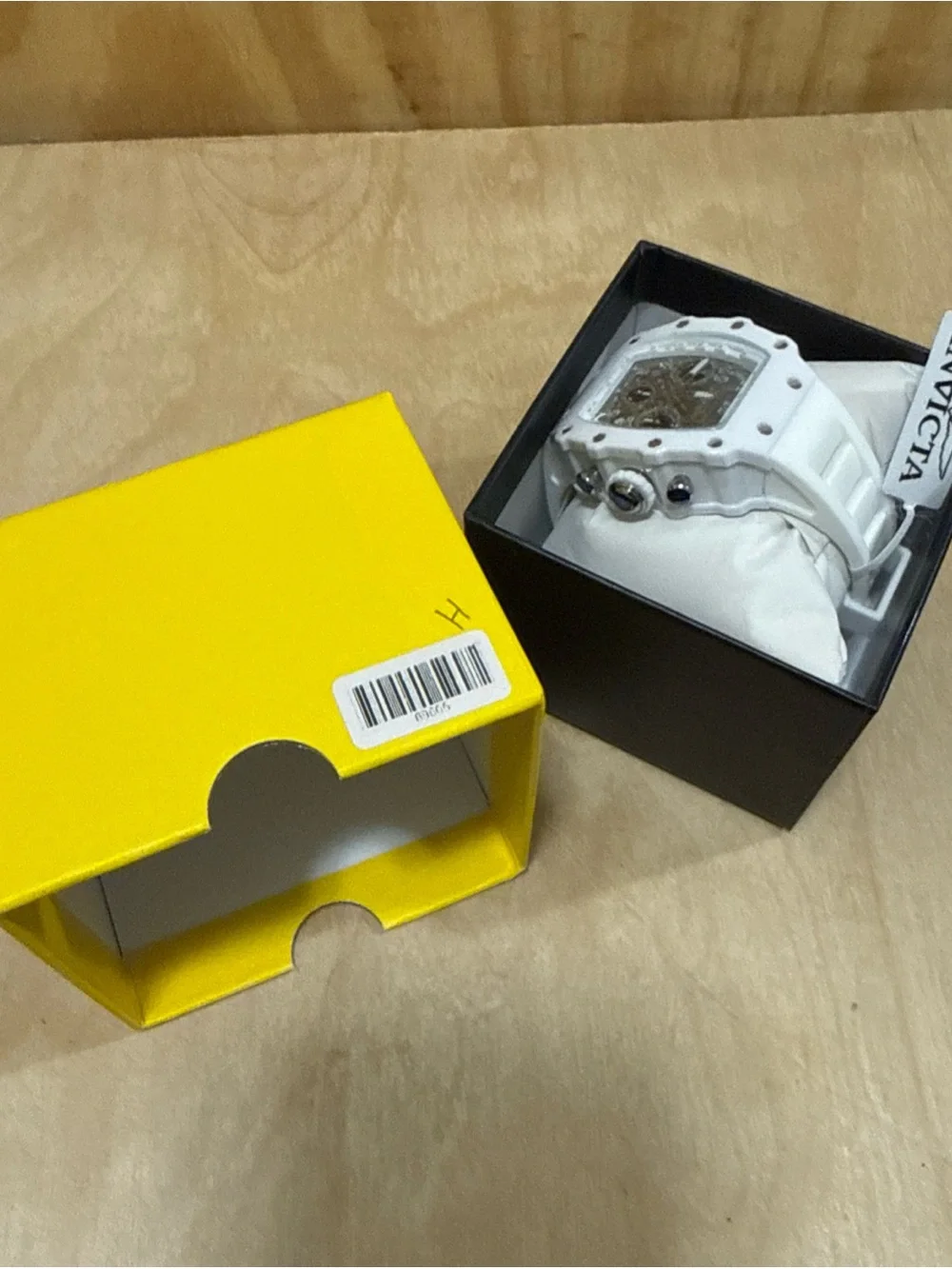 Invicta 44.3mm w/ Skeleton Dial PC Case Material White Watch